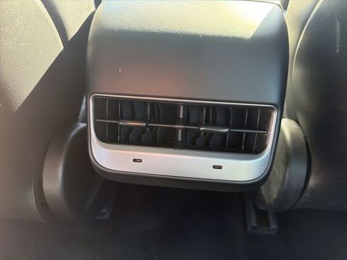 Used 2023 Tesla Model 3 Standard Range image 14