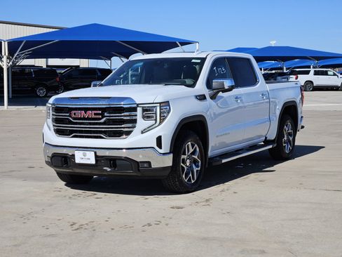 New 2026 GMC Sierra 1500 SLT AWD/4WD image 2