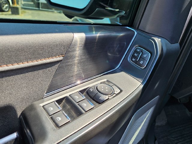 Used 2023 Ford F150 Raptor AWD/4WD image 29