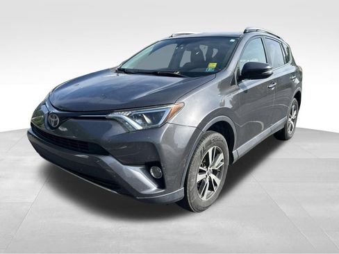 Used 2017 Toyota RAV4 XLE w/ Plus Extra Value Package AWD/4WD image 1