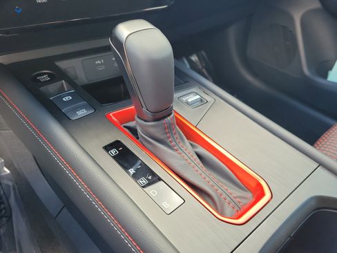 New 2026 Nissan Kicks SR image 31