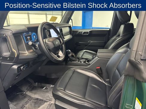 Certified 2025 Ford Bronco Badlands AWD/4WD image 11
