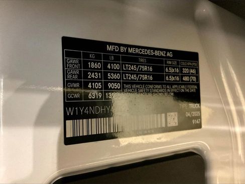 Used 2025 Mercedes-Benz Sprinter 2500 image 17