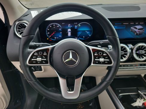 Used 2023 Mercedes-Benz GLA 250 image 30