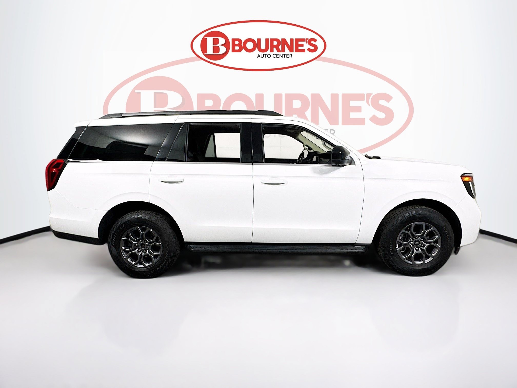 Used 2025 Ford Expedition Active AWD/4WD image 10