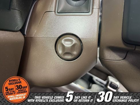 Certified 2024 Chevrolet Silverado 1500 LTZ image 27