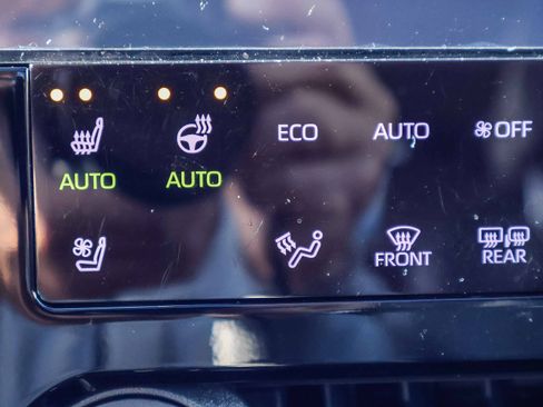 Used 2023 Toyota bZ4X Limited w/ Weather Package image 7