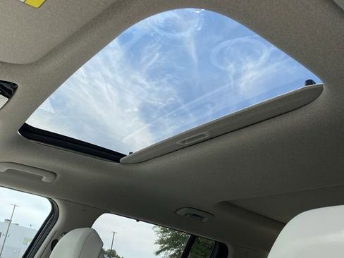 Used 2024 Hyundai Santa Fe Limited image 34