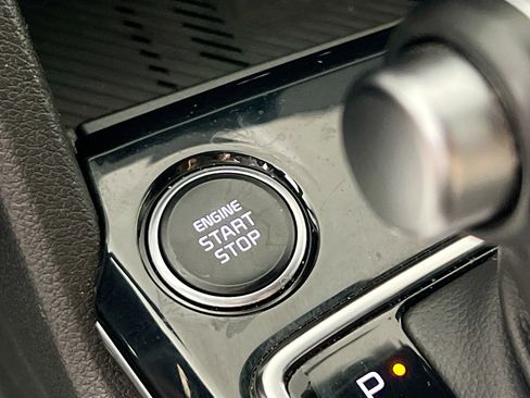 Used 2025 Kia Sportage X-Line w/ Premium Package image 24