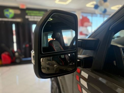 Used 2018 Ford F150 Lariat w/ Equipment Group 502A Luxury image 15