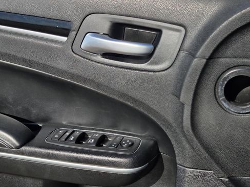 Used 2023 Chrysler 300 S image 19