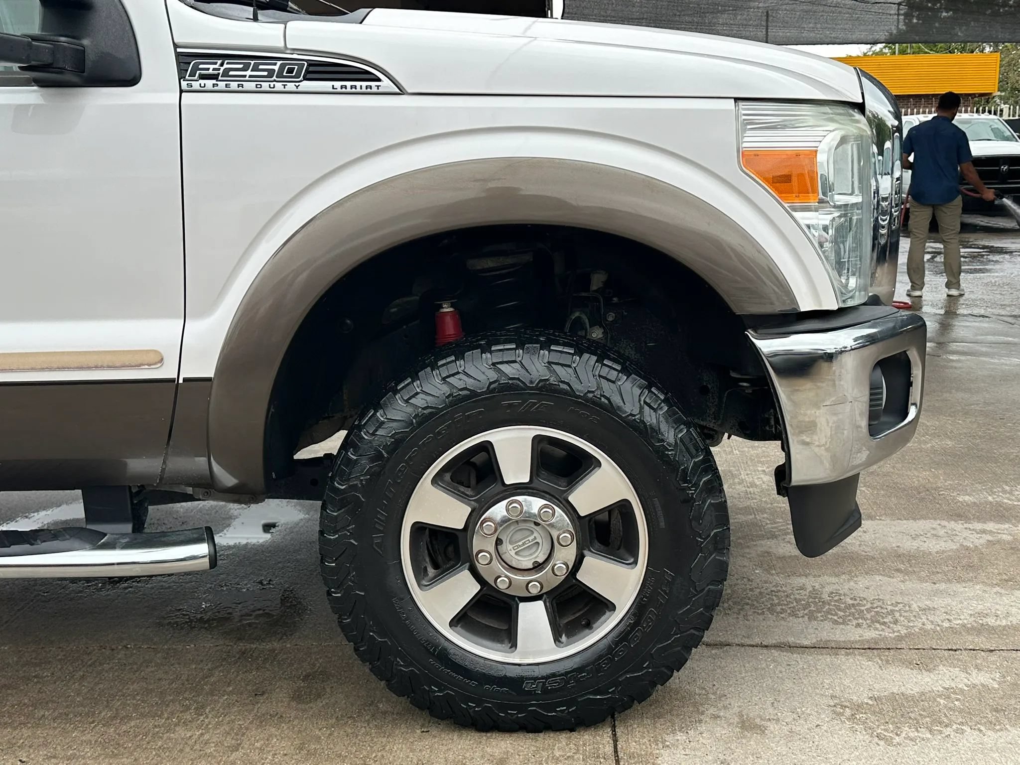 Used 2015 Ford F250 Lariat w/ Lariat Ultimate Package AWD/4WD image 4