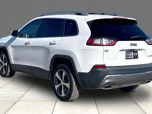 Used 2019 Jeep Cherokee Limited w/ Technology Group FWD image 12