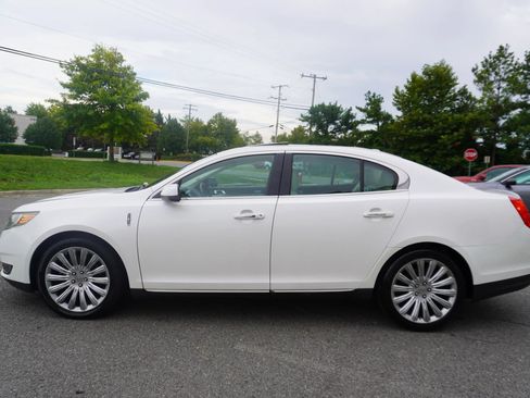 Used 2013 Lincoln MKS FWD image 4