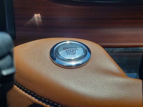 Certified 2020 Lincoln Aviator Reserve w/ Equipment Group 202A AWD/4WD image 22