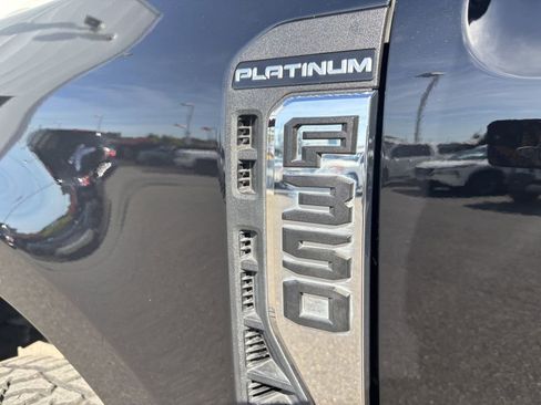 Used 2024 Ford F350 Platinum w/ Tremor Off-Road Package AWD/4WD image 11