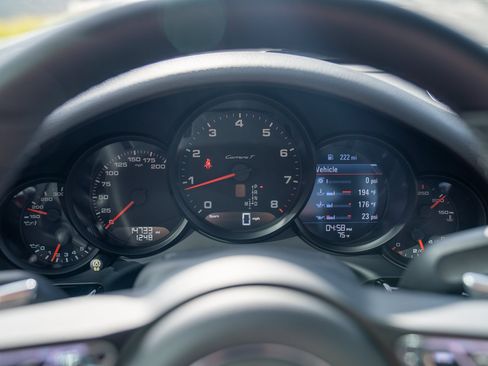Certified 2019 Porsche 911 Carrera T RWD image 16