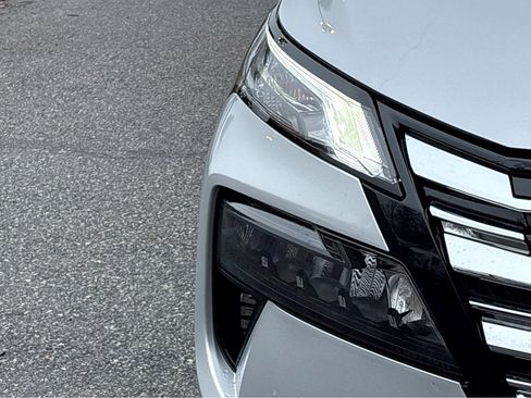 Certified 2024 Nissan Rogue S image 25