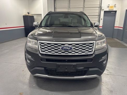 Used 2017 Ford Explorer Platinum AWD/4WD image 7