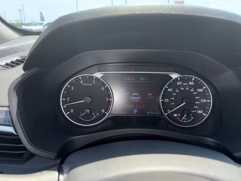 Used 2025 Nissan Altima 2.5 SV FWD image 16