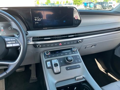 Used 2025 Hyundai Palisade SEL FWD image 15