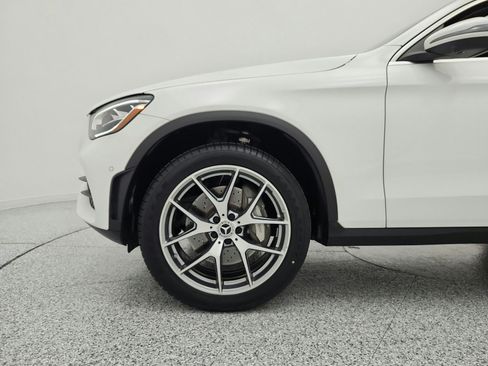 Certified 2022 Mercedes-Benz GLC 300 4MATIC Coupe image 18