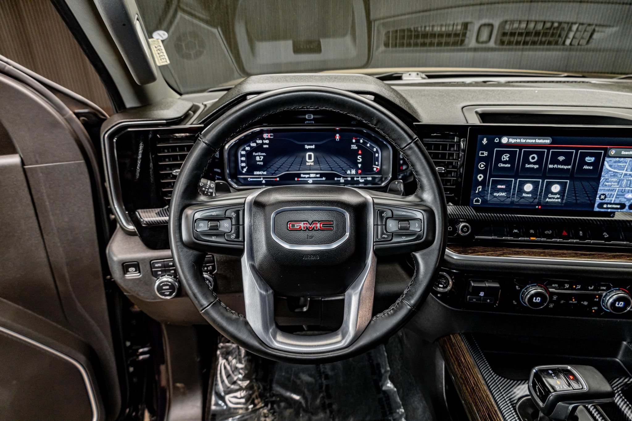 Used 2025 GMC Sierra 1500 Elevation w/ X31 Off-Road Package AWD/4WD image 19