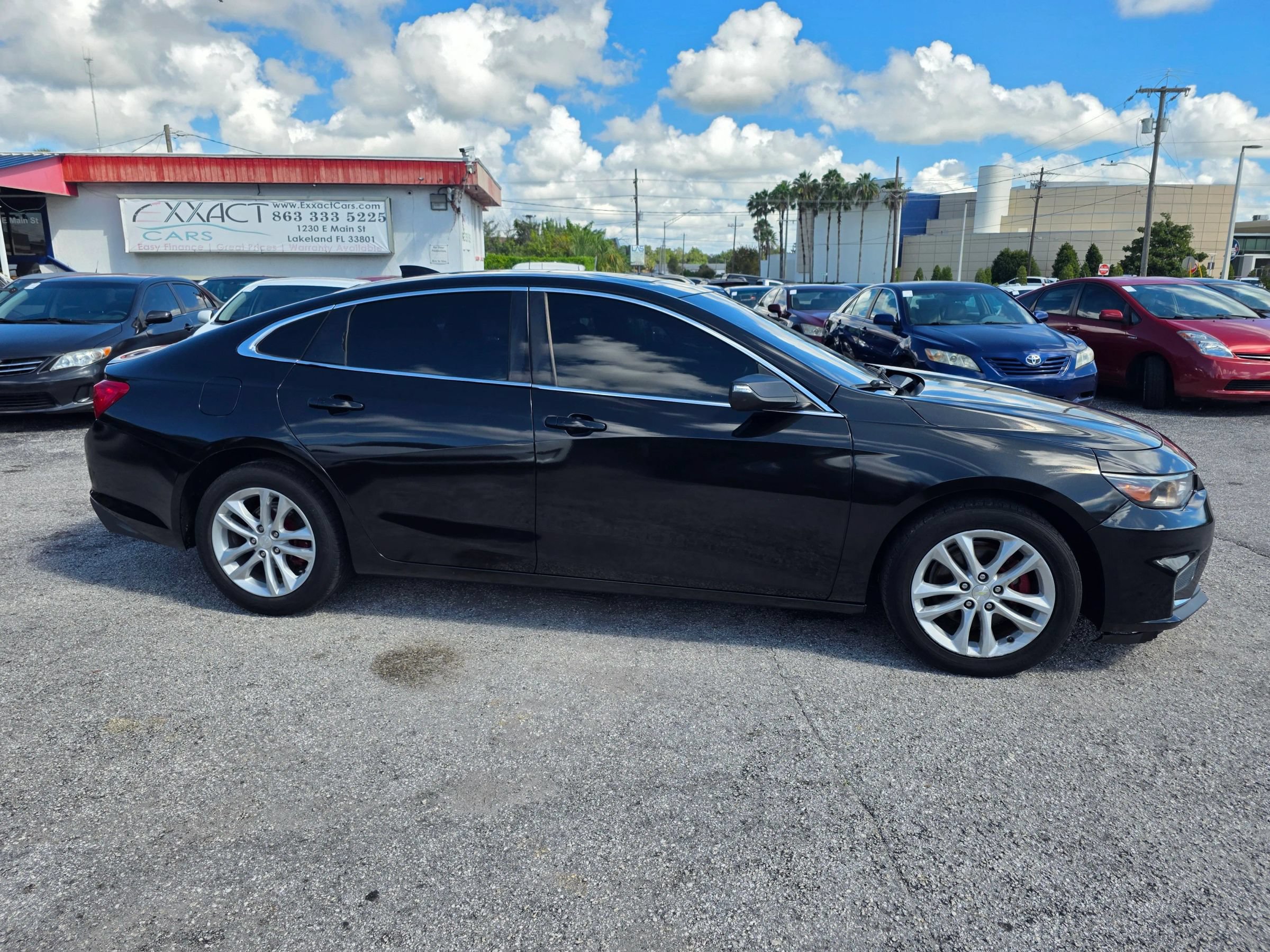 Used 2018 Chevrolet Malibu LT FWD image 8