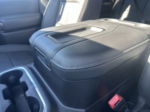 Used 2022 Chevrolet Silverado 2500 LTZ w/ LTZ Plus Package image 13