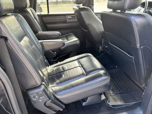 Used 2016 Ford Expedition EL Platinum image 16