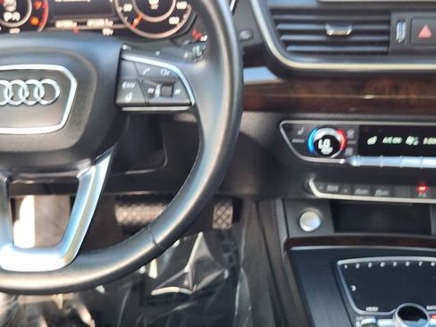 Used 2019 Audi Q5 2.0T Premium Plus image 25