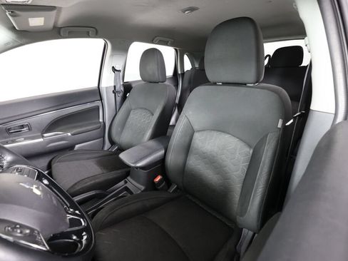 Used 2021 Mitsubishi Outlander Sport SE FWD image 11