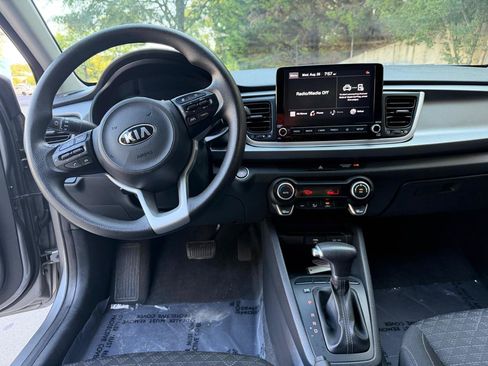 Used 2021 Kia Rio S w/ Technology Package FWD image 17