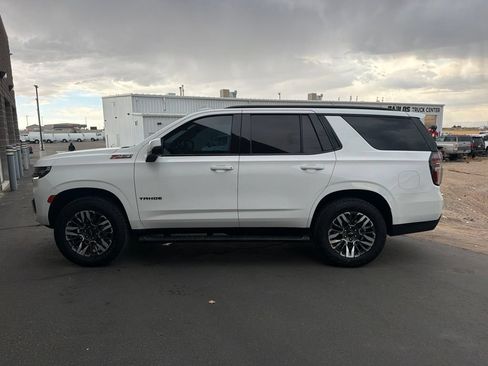 Used 2021 Chevrolet Tahoe Z71 w/ Z71 Signature Package AWD/4WD image 6