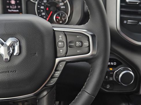 New 2026 RAM 1500 4x4 Crew Cab image 21