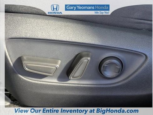 Used 2024 Toyota RAV4 AWD Hybrid image 23