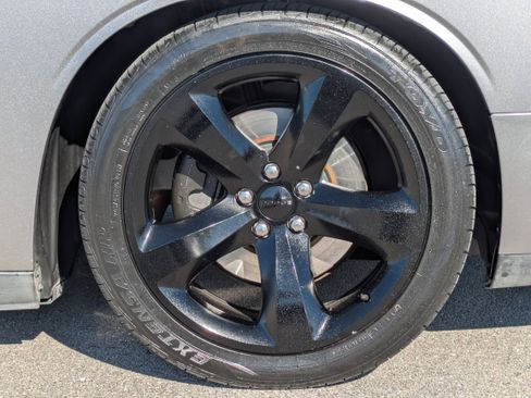 Used 2013 Dodge Challenger R/T Plus image 11