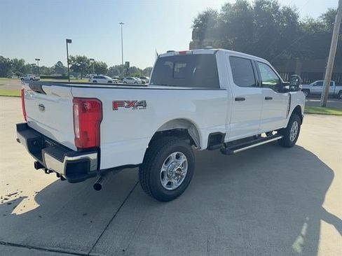New 2026 Ford F250 XLT AWD/4WD image 4