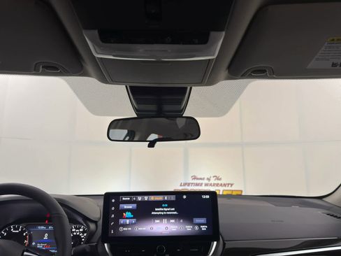 New 2026 Nissan Altima 2.5 SR w/ SR Premium Package FWD image 19