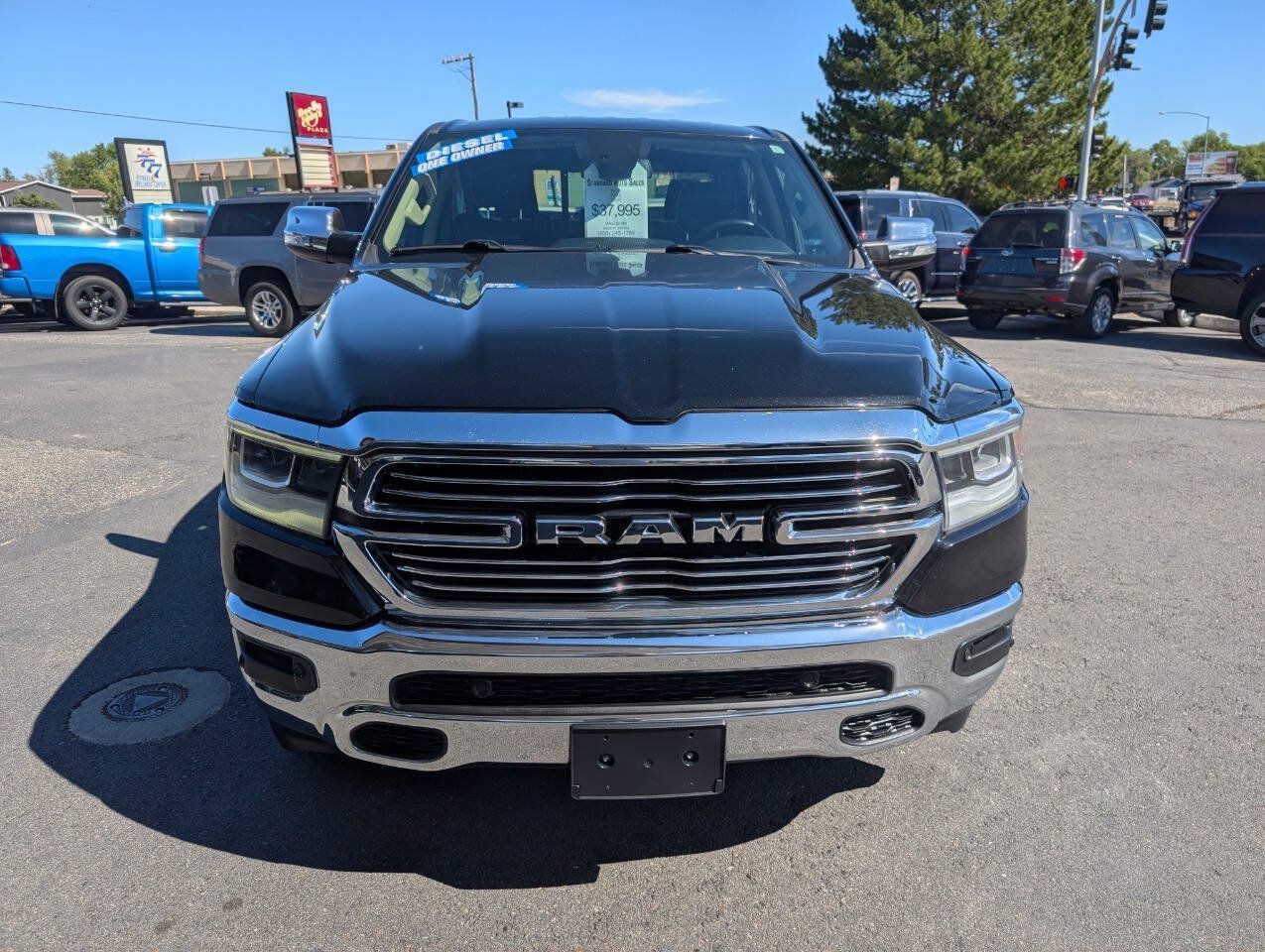Used 2020 RAM 1500 Laramie AWD/4WD image 2