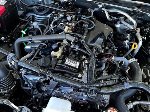 Used 2026 Toyota Tacoma SR5 image 30