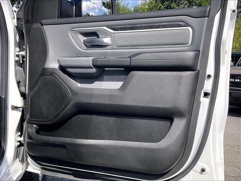 Used 2023 RAM 1500 Big Horn AWD/4WD image 11