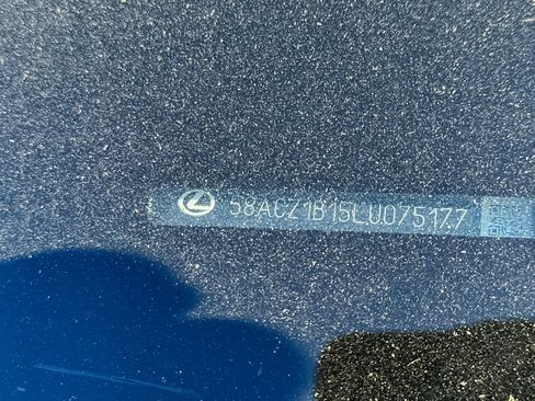 Used 2020 Lexus ES 350 w/ Accessory Package 2 FWD image 2