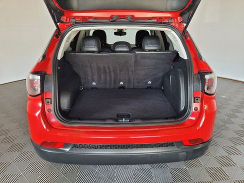Used 2021 Jeep Compass Latitude w/ Sun and Sound Group AWD/4WD image 29