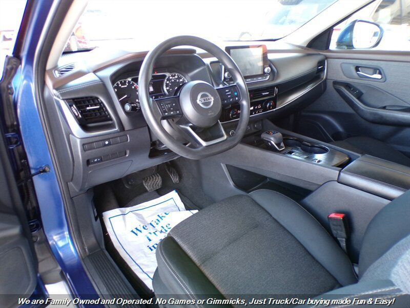 Used 2021 Nissan Rogue SV FWD image 15