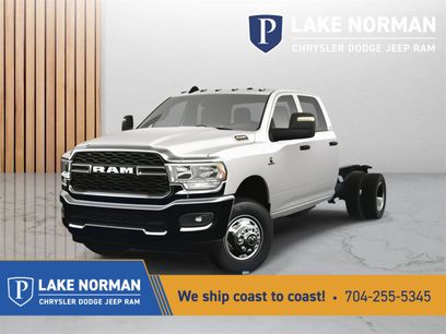 New 2024 RAM 3500 Tradesman w/ Chrome Appearance Group