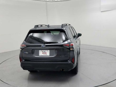 Used 2026 Subaru Forester Premium AWD/4WD image 9