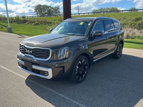 Used 2025 Kia Telluride SX Prestige AWD/4WD image 7