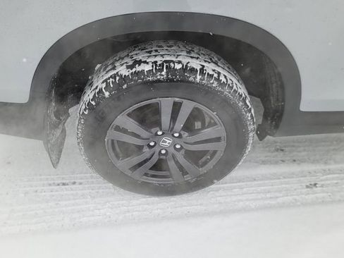 Used 2019 Honda Ridgeline Sport image 13