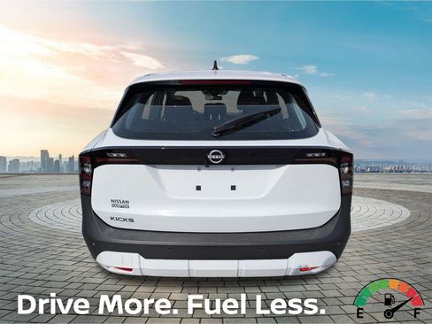 New 2026 Nissan Kicks S image 5